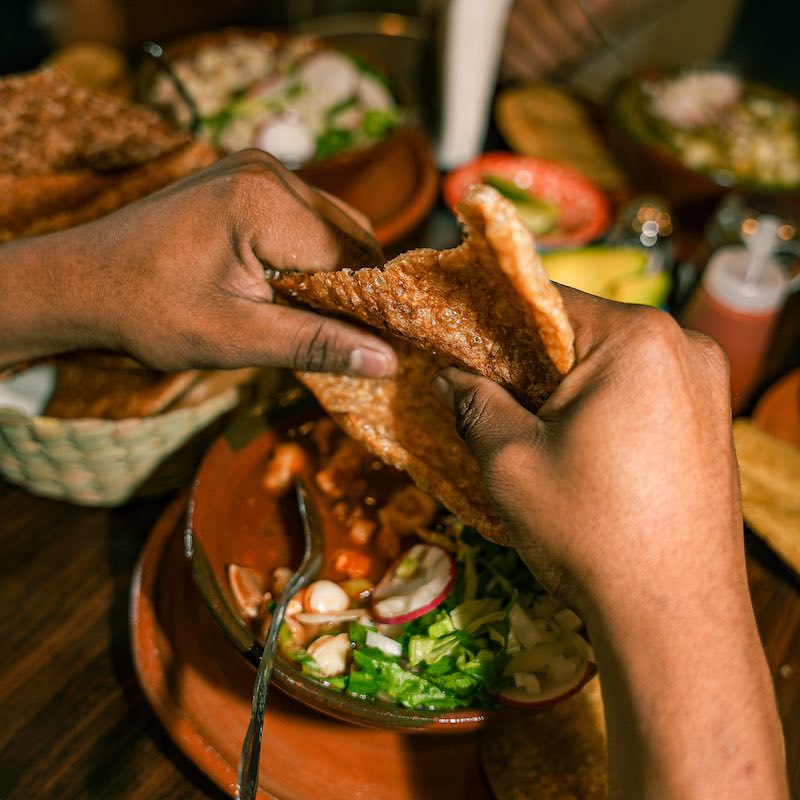Pozole con Chicharrón de Pozoles Texcoco